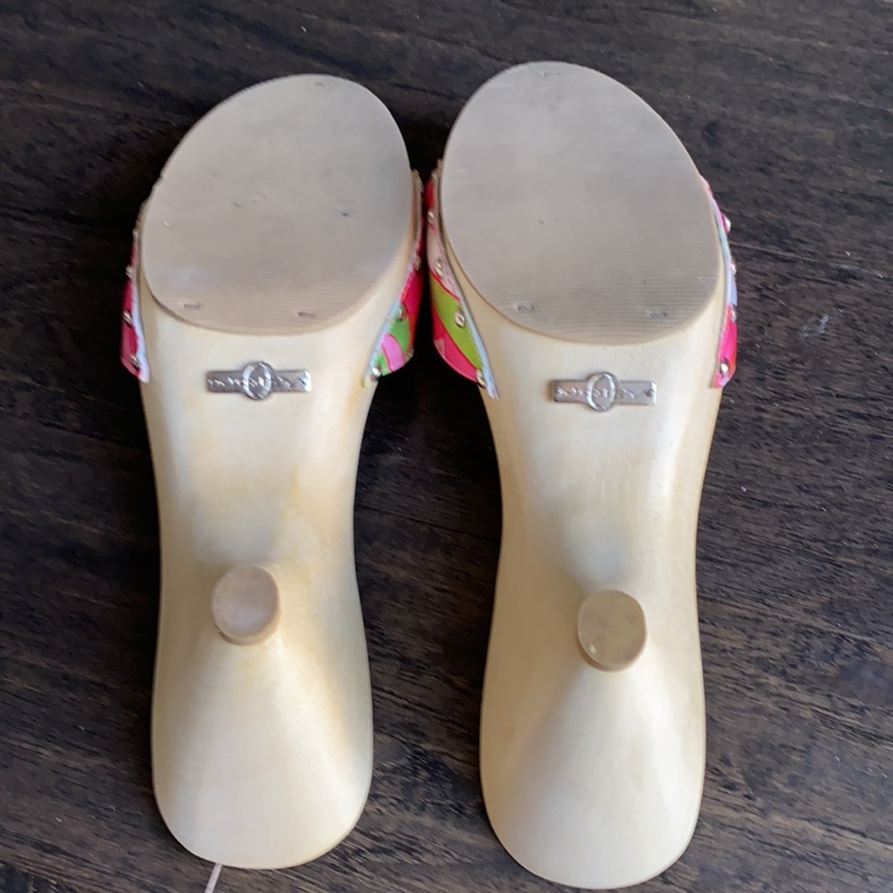 Shoes - Picture 5 of 5